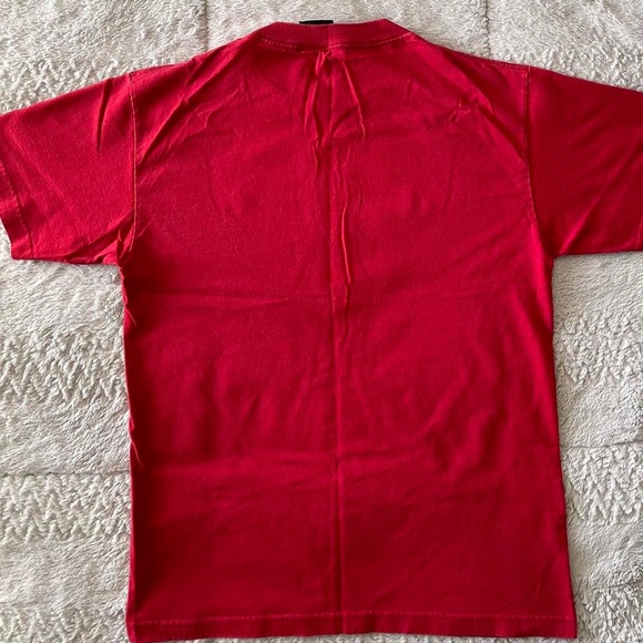 TRUE red tshirt - Picture 2 of 4